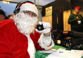 HAM_radio_Santa.jpg